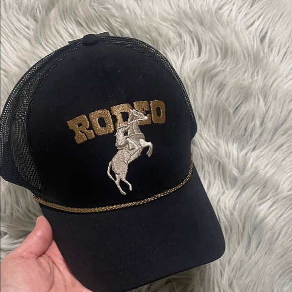 Black and Gold Rodeo Cap - Picture 1 of 7